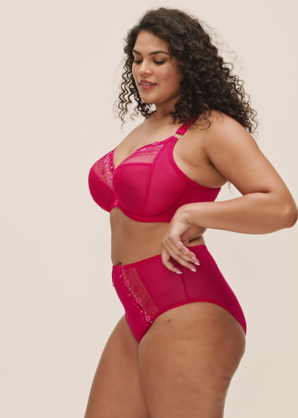 Elomi-Lingerie-Matilda-Hot-Pink-Plunge-Bra-EL8900HOK-Full-Brief-EL8906HOK-Video