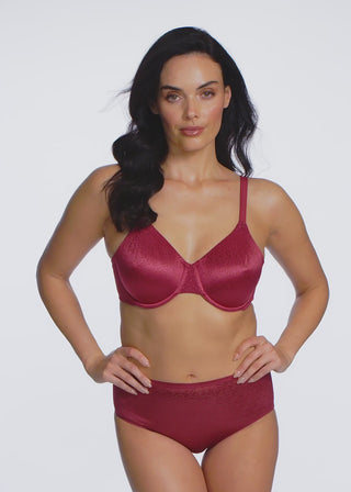 Video of model wearing Wacoal Back Appeal underwired T-shirt bra in Regina Red