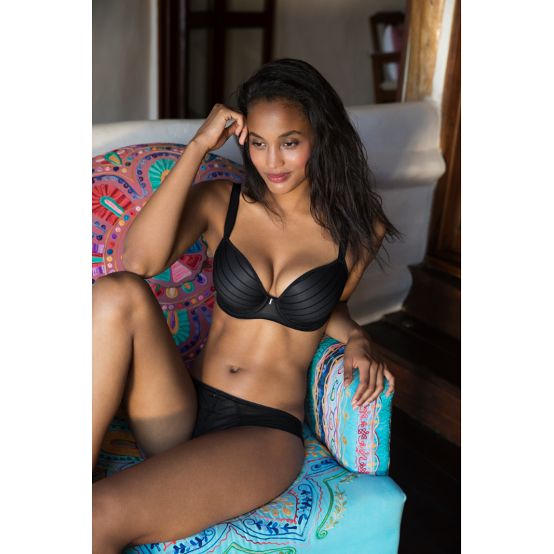 Freya Cameo Plunge Bra Black AA3160BLK Poinsettia